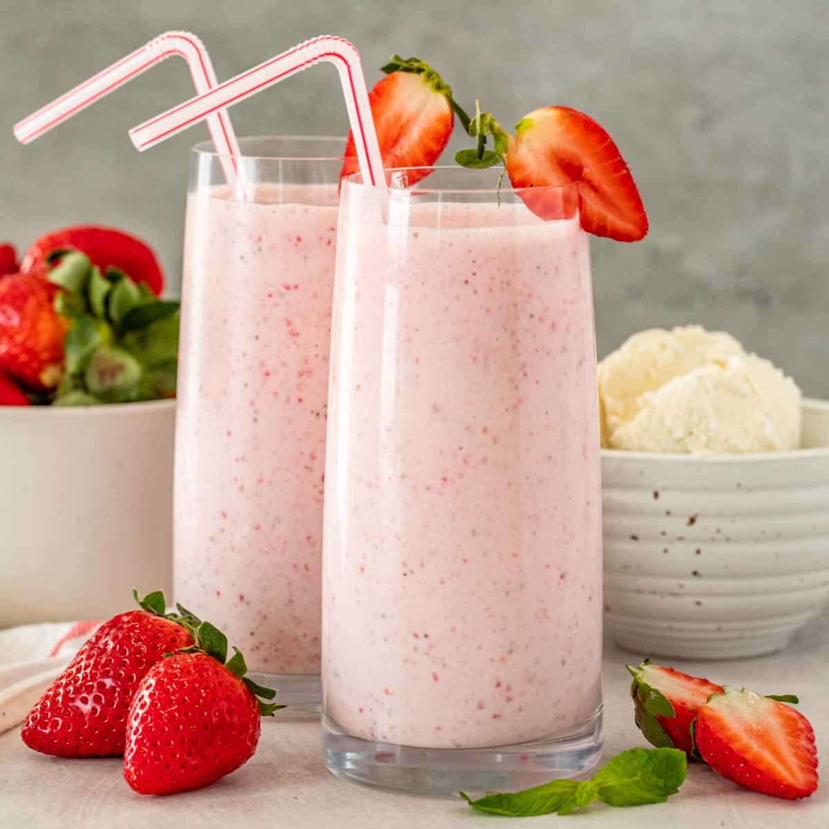  Strawberry Shake 